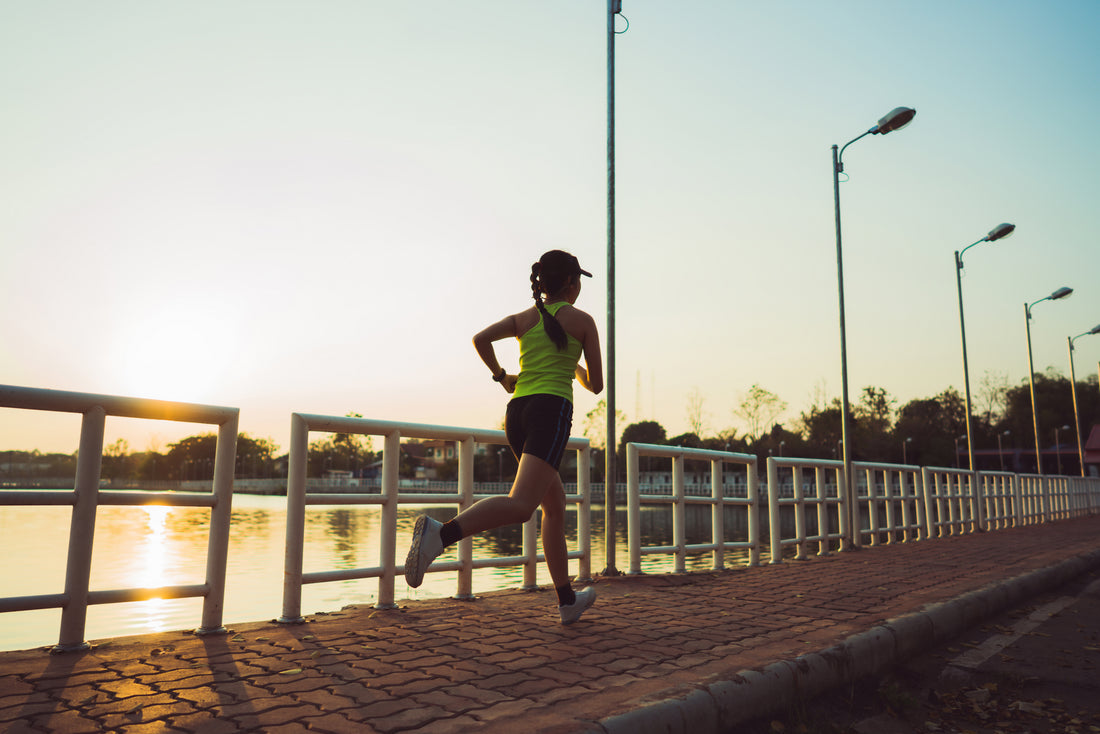 Wie kannst du ein Morgenläufer werden? Einfache Tipps von B・SYNC ON